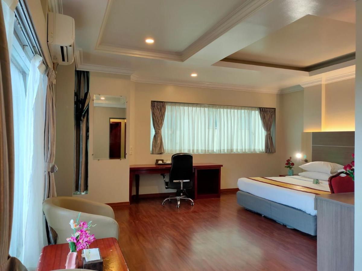 Hotel Grand United - Ahlone Branch Rangum Exterior foto