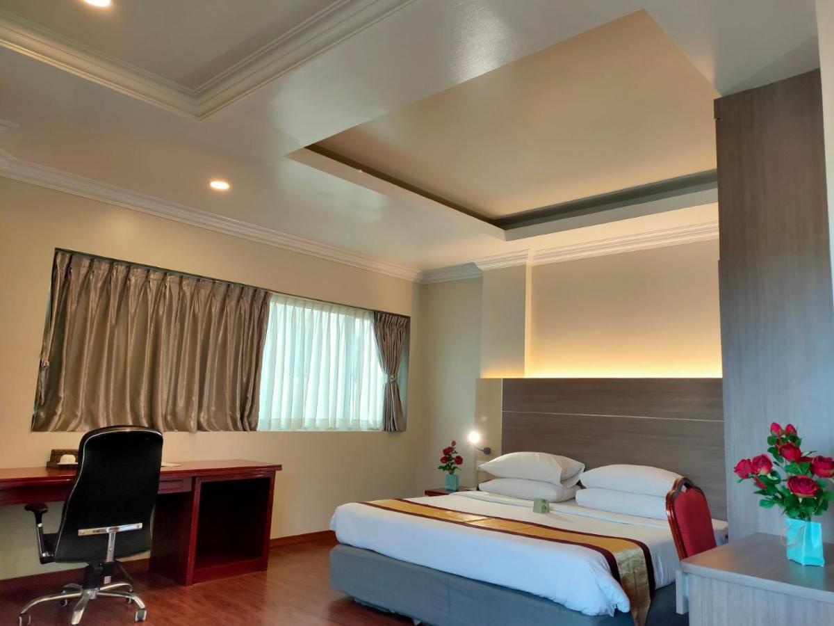 Hotel Grand United - Ahlone Branch Rangum Exterior foto