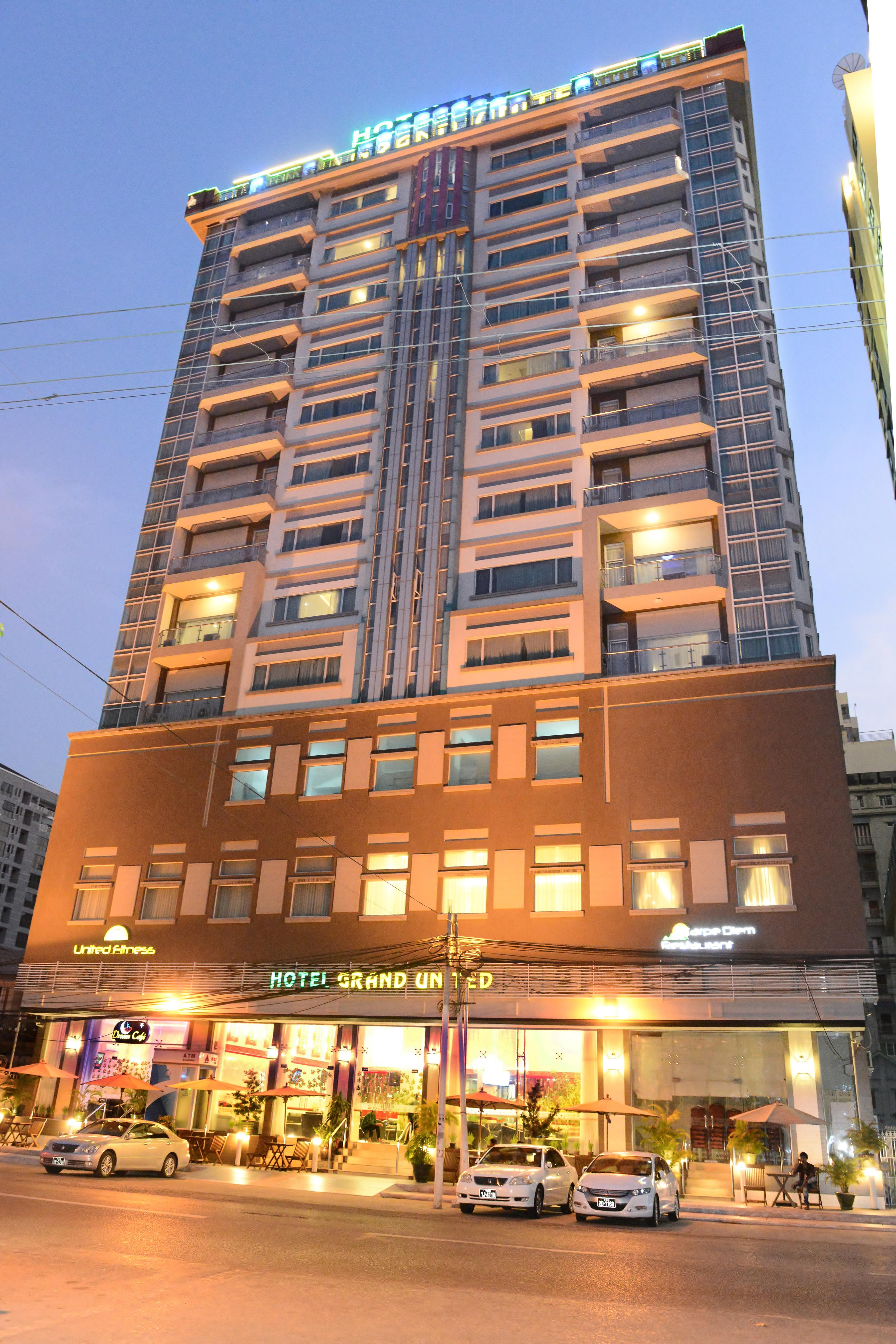 Hotel Grand United - Ahlone Branch Rangum Exterior foto